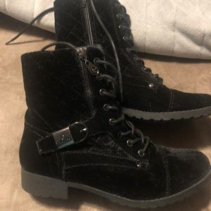 Guess combat boots